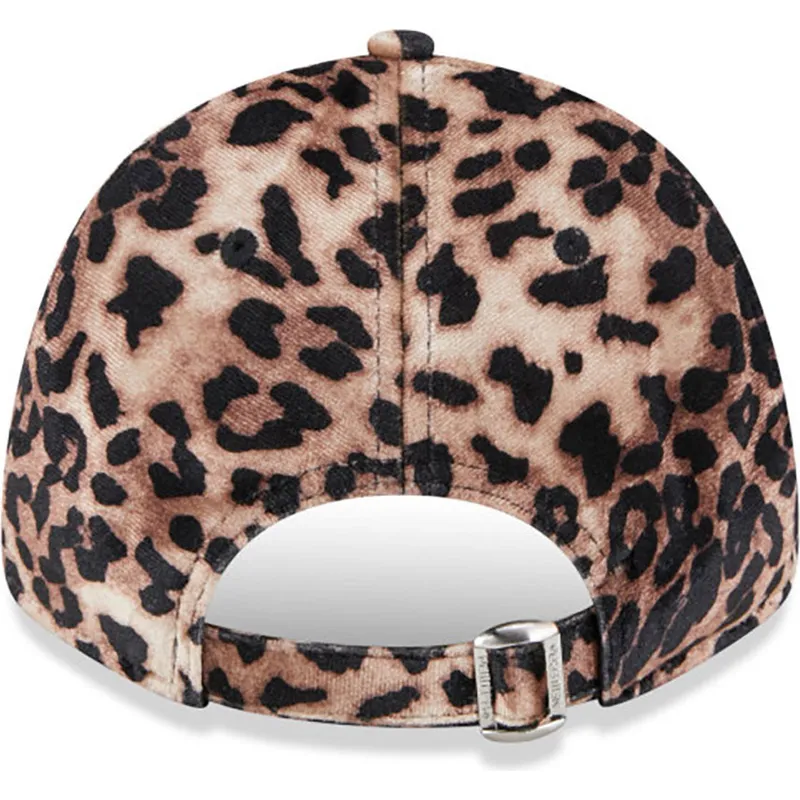 cepur-izliekta-leopards-regulejams-rosa-9forty-velour-no-new-york-yankees-mlb-no-new-era