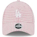 verstellbare-rosa-weisse-damenkappe-9forty-hahnentritt-los-angeles-dodgers-mlb-von-new-era