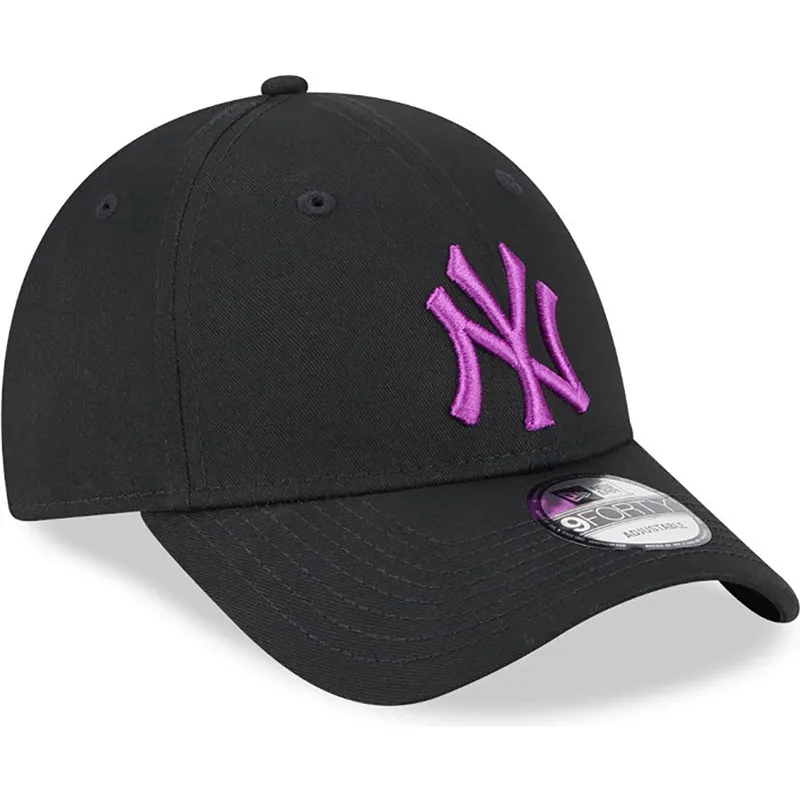 cepur-izliekta-melns-regulejams-9forty-league-essential-no-new-york-yankees-mlb-no-new-era