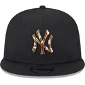 czarna-czapka-z-daszkiem-snapback-z-brazowym-logo-9fifty-seasonal-infill-new-york-yankees-mlb-od-new-era