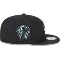 schwarze-snapback-kappe-mit-flachem-schirm-und-blauem-logo-9fifty-seasonal-infill-der-new-york-yankees-mlb-von-new-era