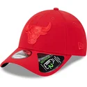 cepur-izliekta-sarkans-regulejams-9forty-repreve-outline-no-chicago-bulls-nba-no-new-era