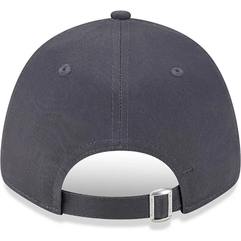 cepur-izliekta-peleks-regulejams-9forty-metallic-no-new-york-yankees-mlb-no-new-era