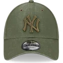 new-era-curved-brim-green-logo-9forty-washed-canvas-new-york-yankees-mlb-green-adjustable-cap