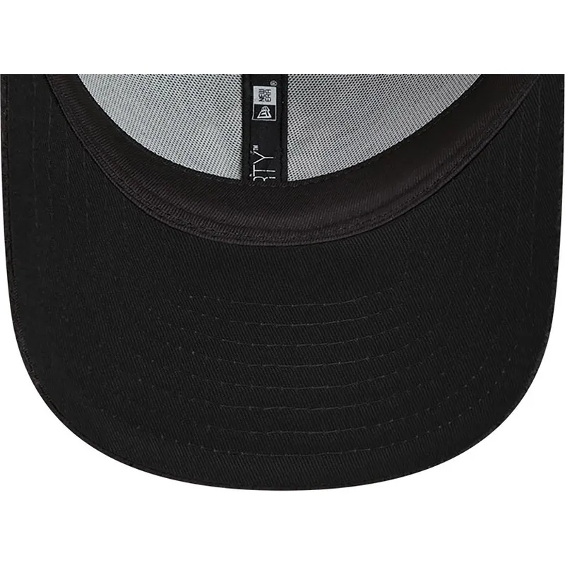 cepur-izliekta-melns-regulejams-9forty-teddy-no-new-york-yankees-mlb-no-new-era
