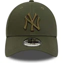 grune-gebogene-verstellbare-kappe-mit-grunem-logo-39thirty-league-essential-von-new-york-yankees-mlb-von-new-era