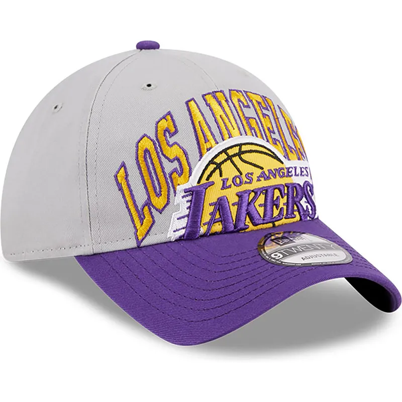 gra-och-lila-bojd-keps-justerbar-9twenty-tip-off-2023-fran-los-angeles-lakers-nba-av-new-era