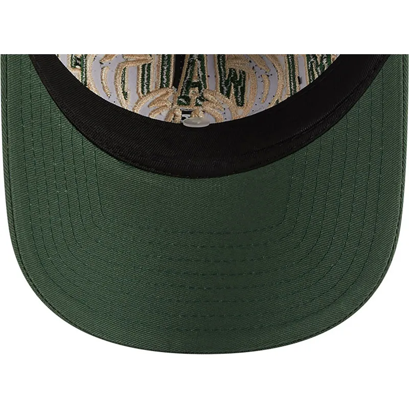 graue-und-grune-verstellbare-curved-cap-9twenty-tip-off-2023-der-milwaukee-bucks-nba-von-new-era