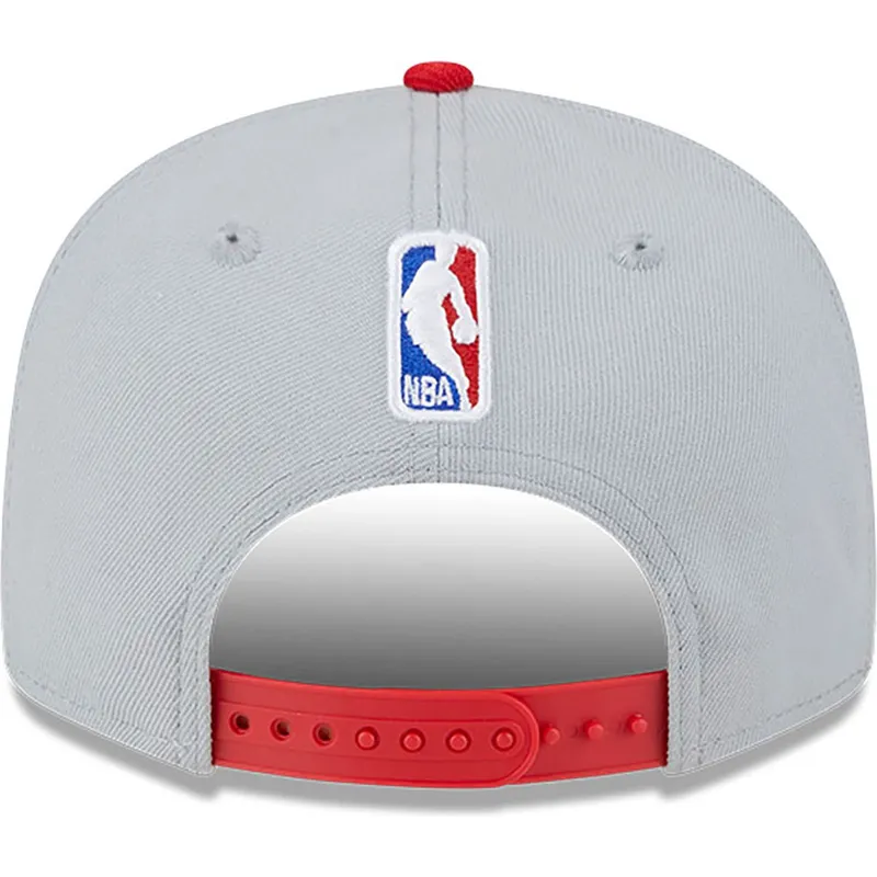 cepur-plakana-peleks-snapback-9fifty-tip-off-2023-no-chicago-bulls-nba-no-new-era