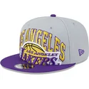 gorra-plana-gris-y-violeta-snapback-9fifty-tip-off-2023-de-los-angeles-lakers-nba-de-new-era