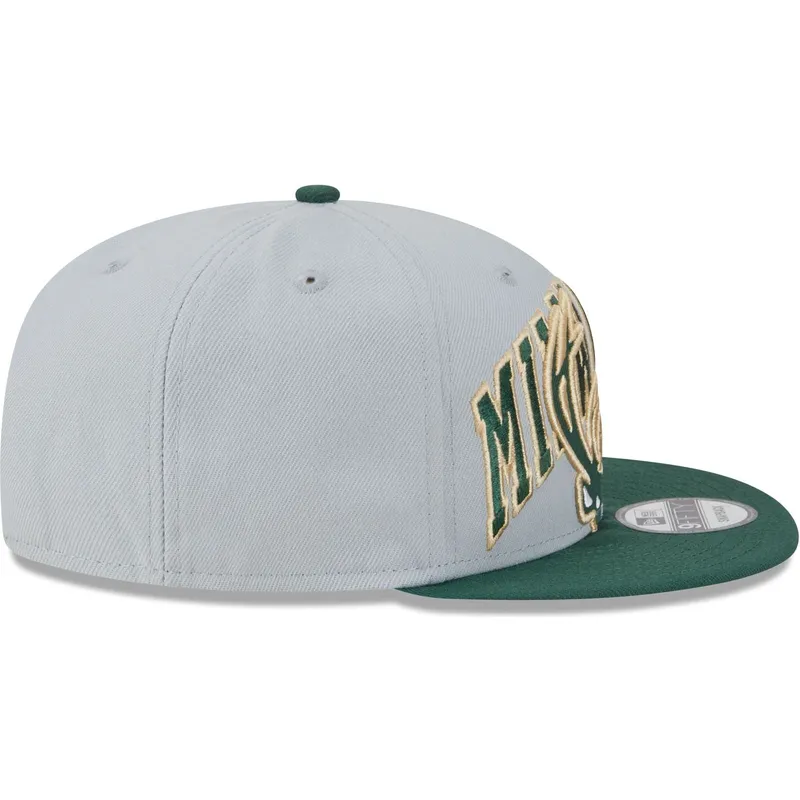 cepur-plakana-peleks-snapback-9fifty-tip-off-2023-no-milwaukee-bucks-nba-no-new-era