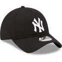 schwarze-verstellbare-9twenty-herringbone-curved-cap-der-new-york-yankees-mlb-von-new-era