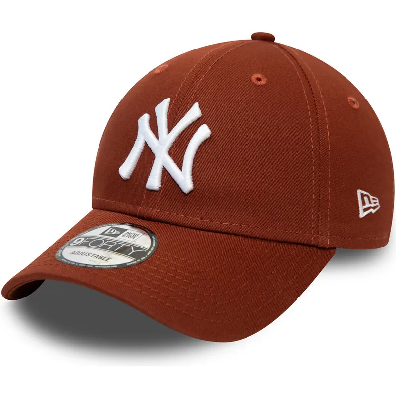 cepur-izliekta-bruns-regulejams-9forty-league-essential-no-new-york-yankees-mlb-no-new-era