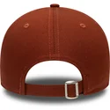 cepur-izliekta-bruns-regulejams-9forty-league-essential-no-new-york-yankees-mlb-no-new-era