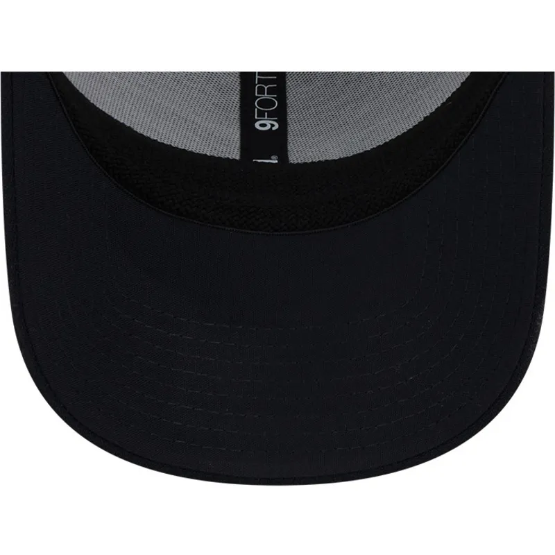 new-era-new-york-yankees-mlb-9forty-stretch-snap-tab-trucker-cap-in-marineblau-und-weiss