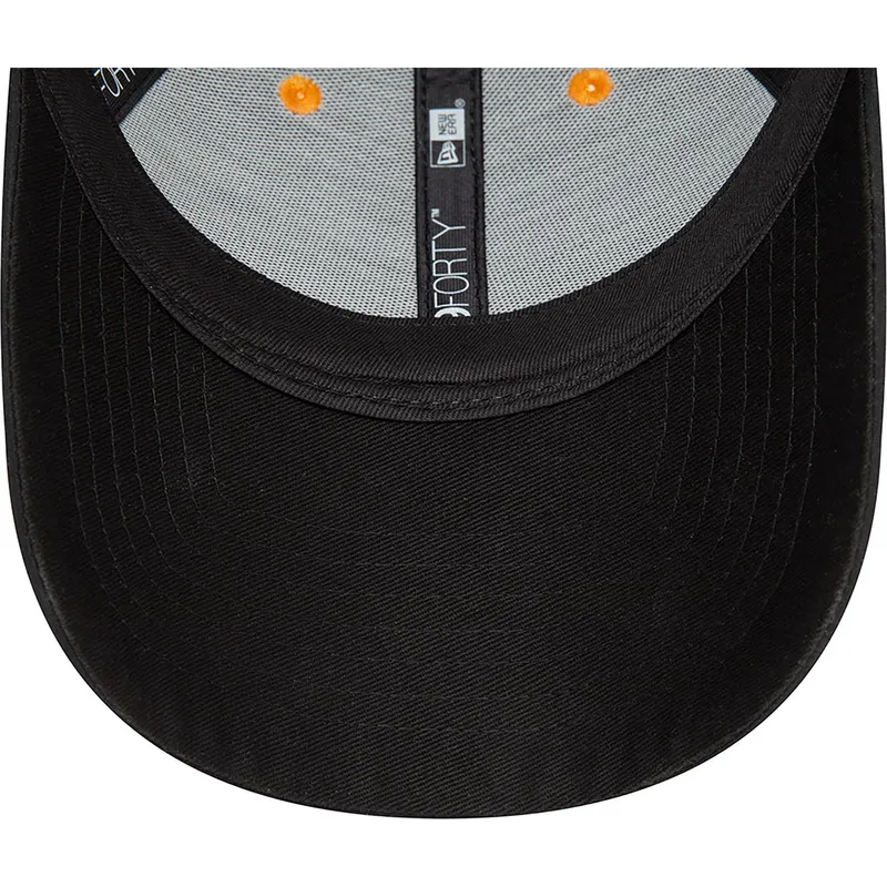 cepur-izliekta-melns-regulejams-9forty-contrast-piping-no-mclaren-racing-formula-1-no-new-era cepur-izliekta-melns-regulejams-9forty-contrast-piping-no-mclaren-racing-formula-1-no-new-era