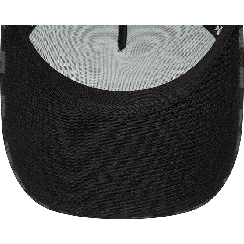 cepur-izliekta-truckeris-melns-snapback-9forty-a-frame-all-over-print-check-no-ducati-motor-motogp-no-new-era