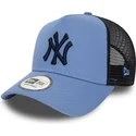 blaue-trucker-kappe-mit-dunkelblauem-logo-a-frame-league-essential-der-new-york-yankees-mlb-von-new-era