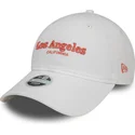 cepur-izliekta-balts-regulejama-lente-9twenty-wordmark-no-los-angeles-california-no-new-era