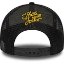 cepur-izliekta-truckeris-melns-snapback-a-frame-character-no-bugs-bunny-y-pato-lucas-looney-tunes-no-new-era