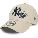 cepur-izliekta-bess-regulejams-9forty-food-character-no-new-york-yankees-mlb-no-new-era