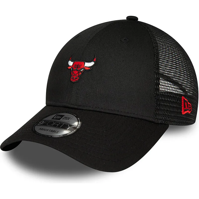 schwarze-verstellbare-9forty-home-field-trucker-cap-der-chicago-bulls-nba-von-new-era