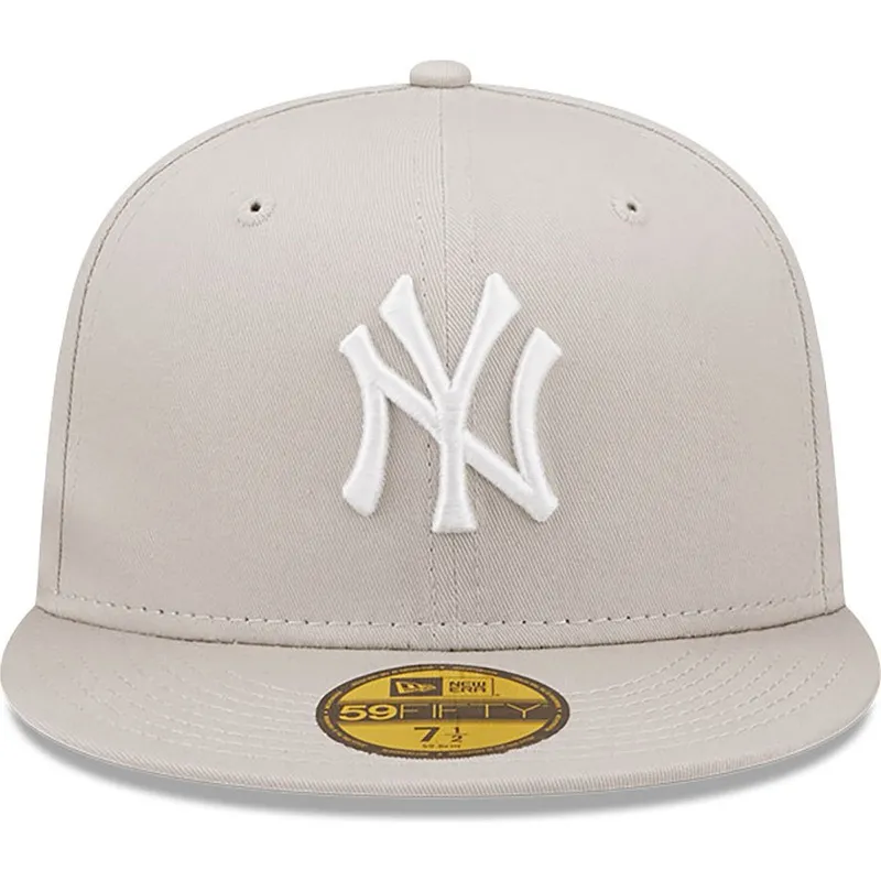 beige-platt-keps-justerad-59fifty-league-essential-fran-new-york-yankees-mlb-av-new-era