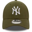 verstellbare-grune-9forty-jersey-essential-kappe-mit-gebogenem-schirm-der-new-york-yankees-mlb-von-new-era