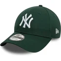 ciemnozielona-regulowana-czapka-z-zakrzywionym-daszkiem-9forty-league-essential-new-york-yankees-mlb-new-era