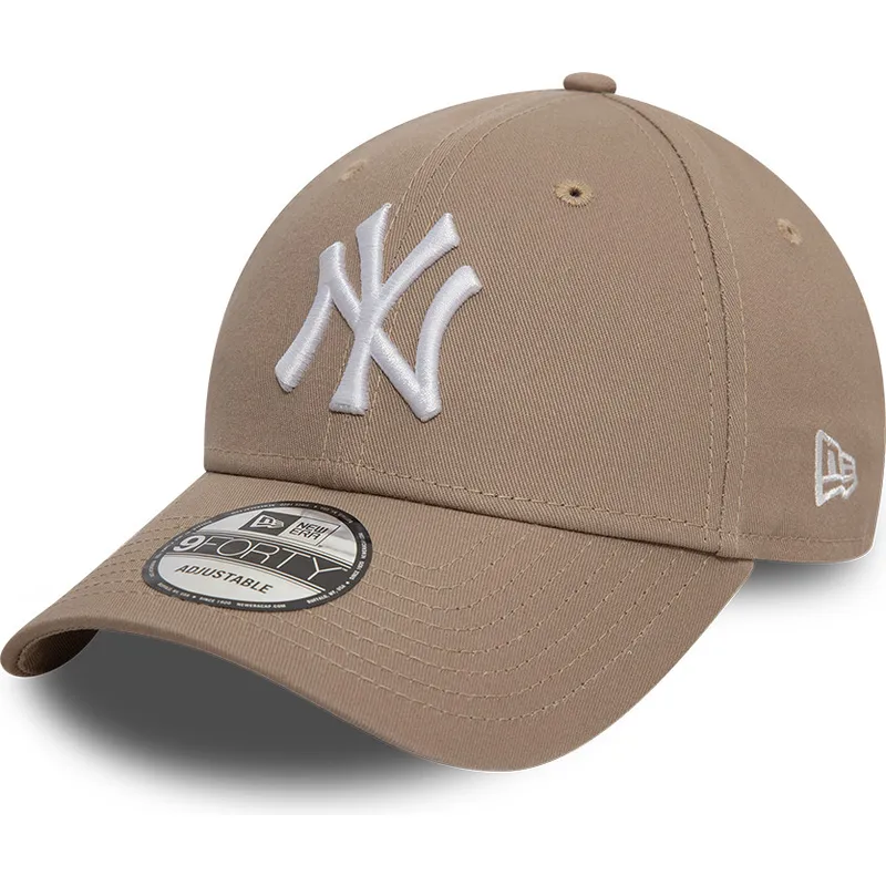 cap-izliekta-brown-adjustable-strap-claro-9forty-league-essential-no-new-york-yankees-mlb-no-new-era