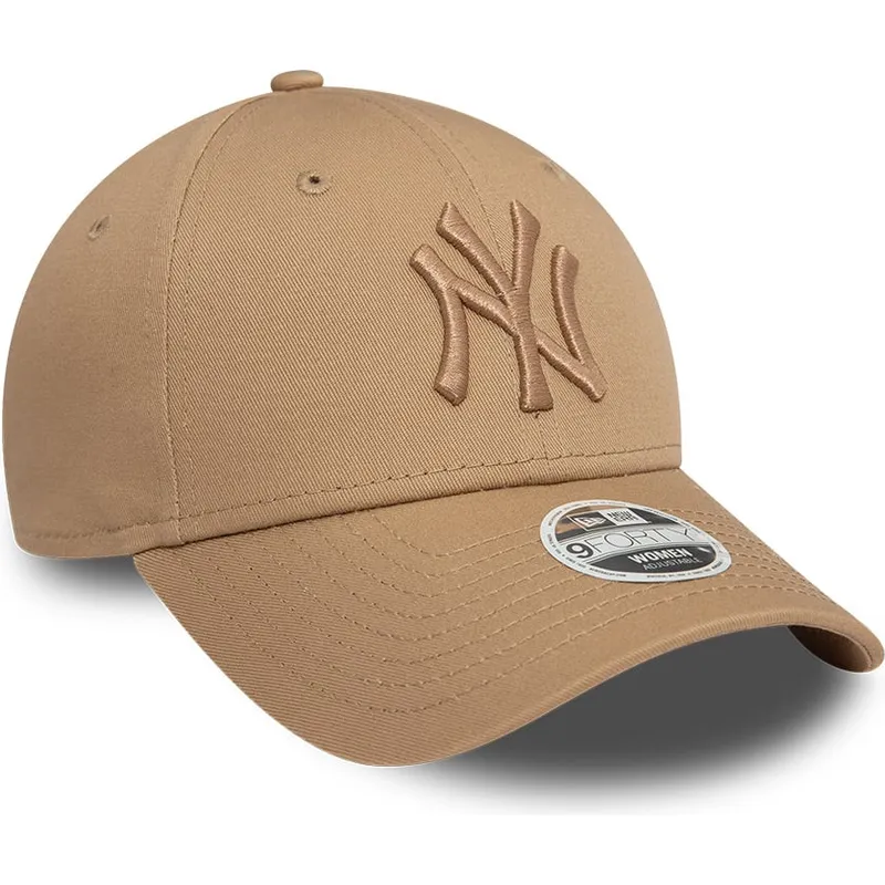 cepur-izliekta-bruns-regulejama-lente-claro-claro-9forty-league-essential-no-new-york-yankees-mlb-no-new-era