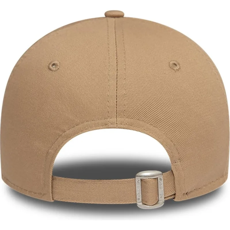 cepur-izliekta-bruns-regulejama-lente-claro-claro-9forty-league-essential-no-new-york-yankees-mlb-no-new-era