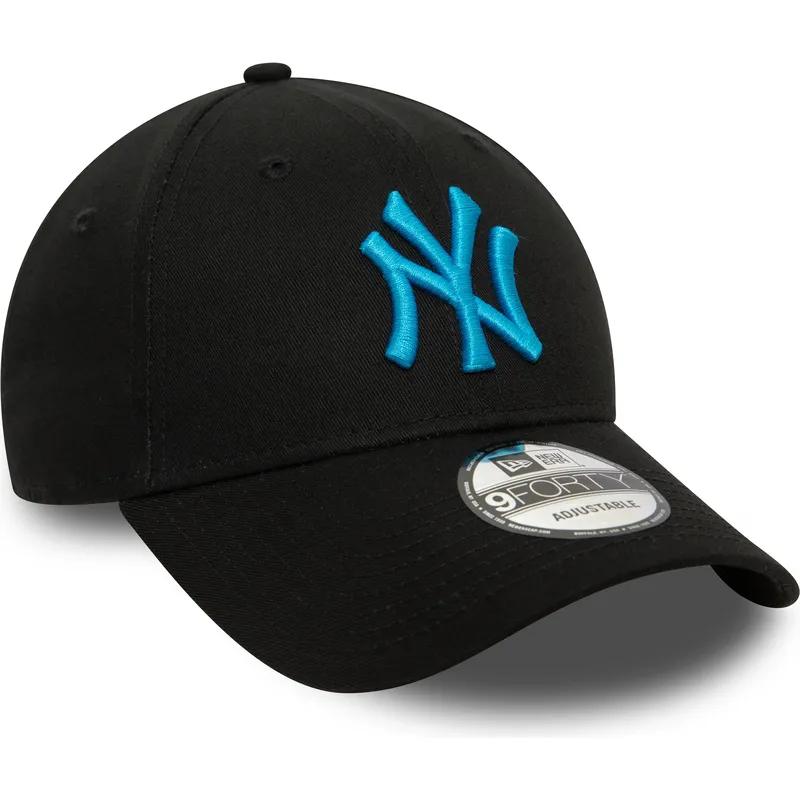 schwarze-verstellbare-kappe-mit-gebogenem-schirm-und-blauem-logo-9forty-league-essential-der-new-york-yankees-mlb-von-new-era