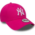 gebogene-rosa-verstellbare-kappe-fur-kinder-9forty-essential-von-new-york-yankees-mlb-von-new-era