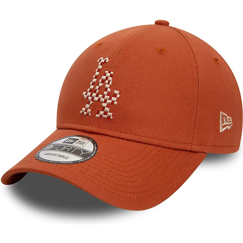 cepur-izliekta-bruns-regulejams-9forty-seasonal-infill-no-los-angeles-dodgers-mlb-no-new-era