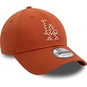 cepur-izliekta-bruns-regulejams-9forty-seasonal-infill-no-los-angeles-dodgers-mlb-no-new-era