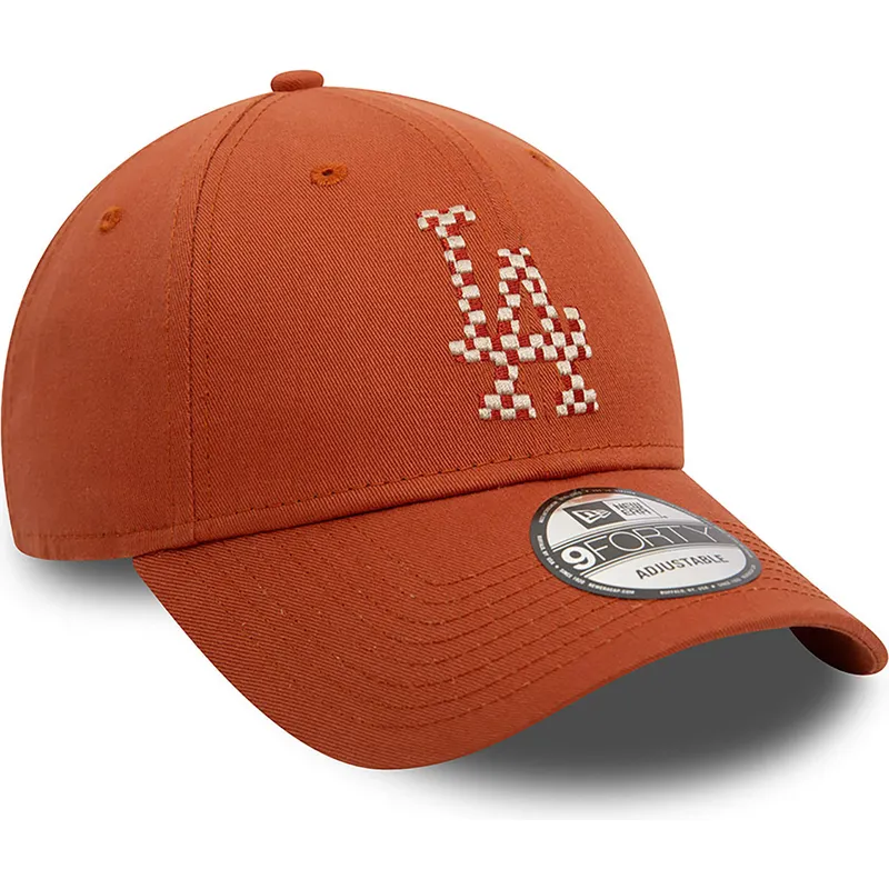 cepur-izliekta-bruns-regulejams-9forty-seasonal-infill-no-los-angeles-dodgers-mlb-no-new-era