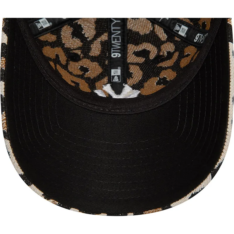 cepur-izliekta-leopards-regulejama-lente-9forty-jacquard-no-new-york-yankees-mlb-no-new-era