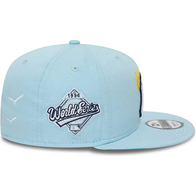 gorra-plana-azul-claro-snapback-9fifty-summer-icon-de-new-york-yankees-mlb-de-new-era