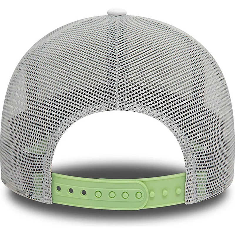 weisse-und-grune-a-frame-summer-trucker-kappe-ibiza-stadte-und-strande-von-new-era