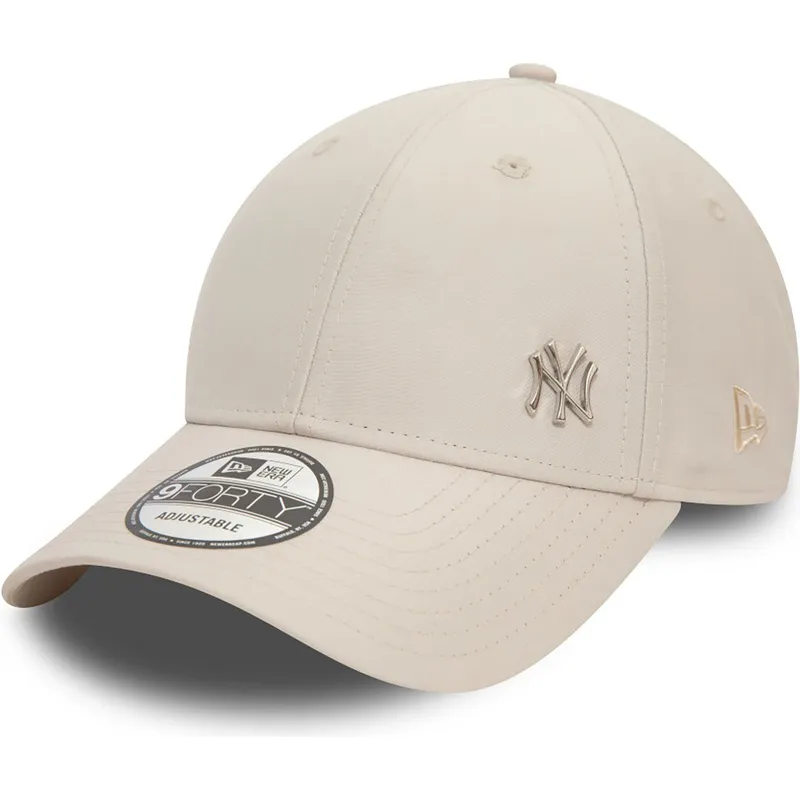 beige-verstellbare-curved-cap-9forty-flawless-der-new-york-yankees-mlb-von-new-era