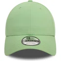 hellgrune-verstellbare-curved-cap-9forty-essential-von-new-era