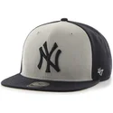 cepur-plakana-tumsi-zils-snapback-no-new-york-yankees-mlb-no-47-brand