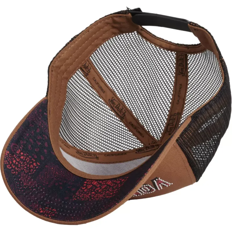 cepur-izliekta-truckeris-bruns-snapback-stud-n-no-von-dutch