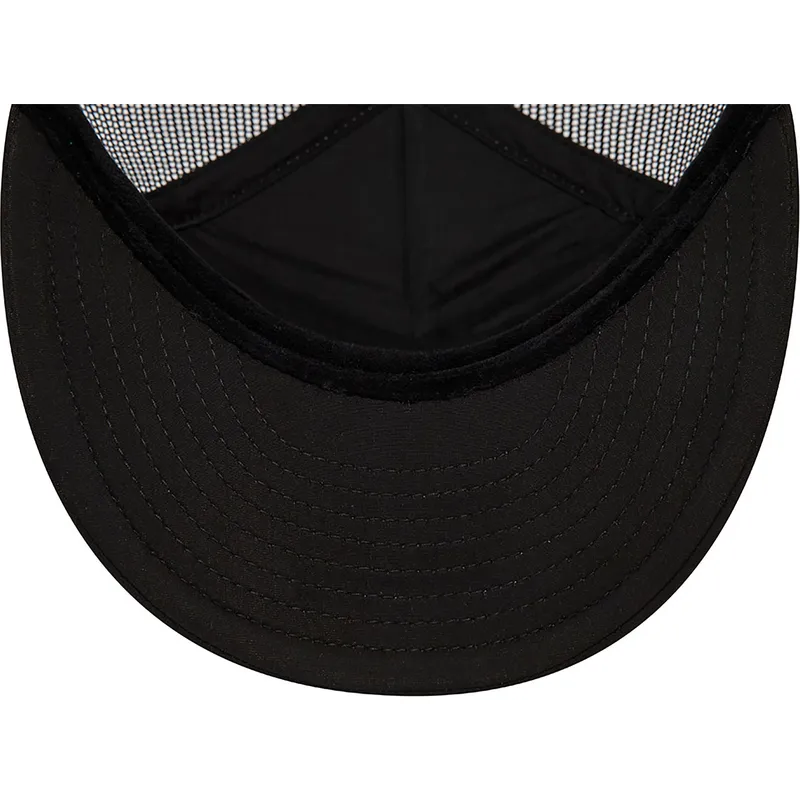 schwarze-und-weisse-trucker-kappe-american-ride-or-die-9fifty-retro-crown-a-frame-von-new-era