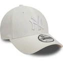 cepur-izliekta-balts-regulejams-9forty-linen-no-new-york-yankees-mlb-no-new-era