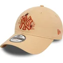 cepur-izliekta-bruns-regulejams-9twenty-floral-no-new-york-yankees-mlb-no-new-era