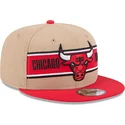 gorra-plana-marron-y-roja-snapback-9fifty-draft-2024-de-chicago-bulls-nba-de-new-era