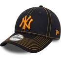 gorra-curva-azul-marino-ajustable-con-logo-naranja-para-nino-9forty-stitch-de-new-york-yankees-mlb-de-new-era