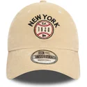 beige-verstellbare-kappe-the-empire-state-9twenty-cord-von-new-york-stadte-und-strande-von-new-era